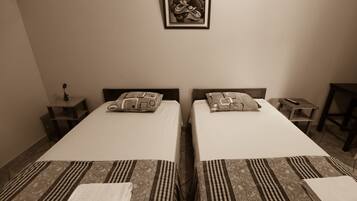 Rollaway beds, free WiFi