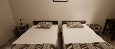 摺床/加床 (收費)、免費 Wi-Fi