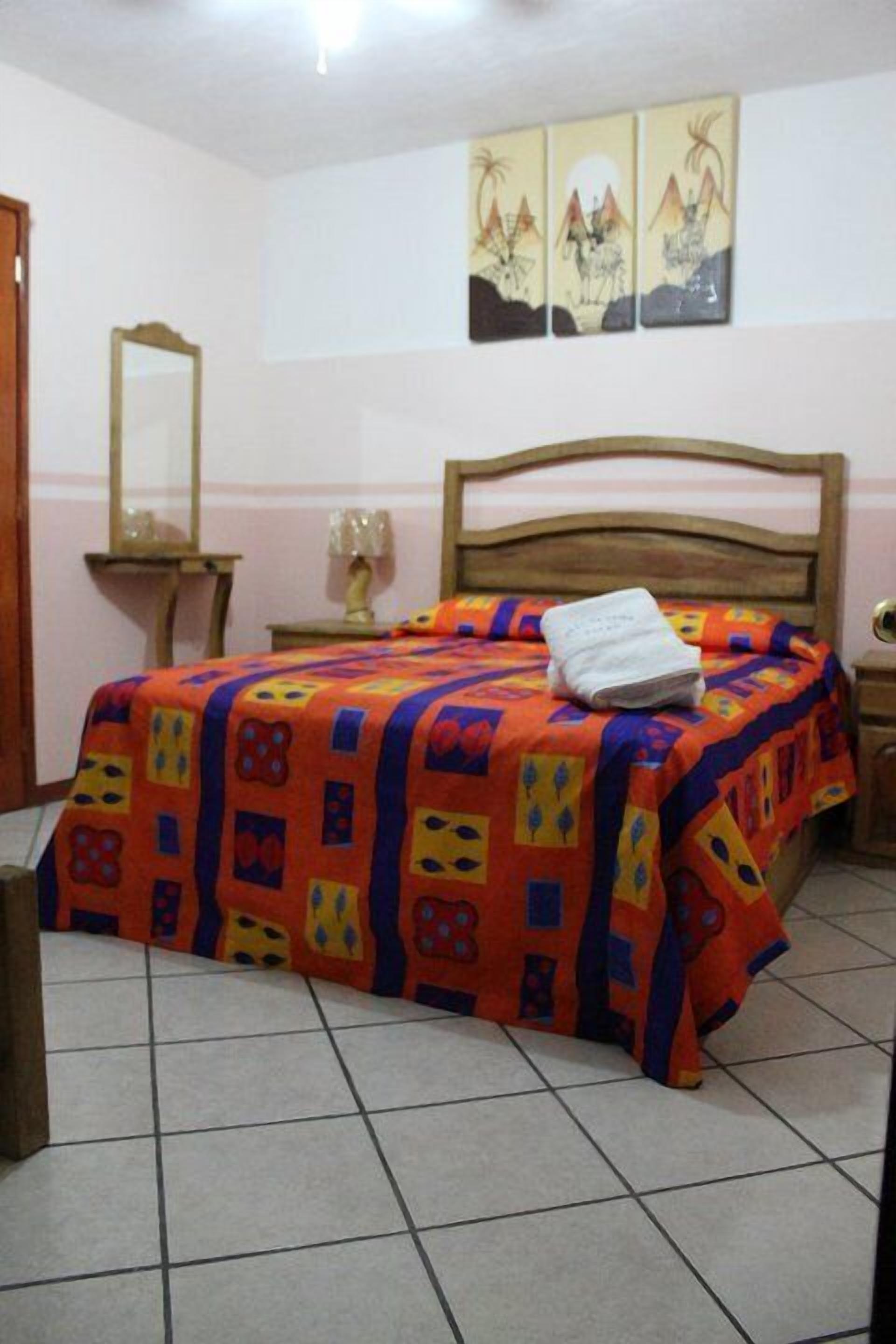 Ropa de cama de alta calidad, camas extra, wifi gratis y ropa de cama 