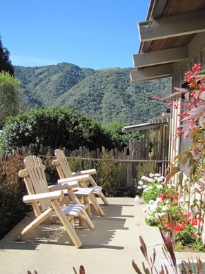 Terrace/patio - Carmel Resort and Wellness Center (Carmel Valley)