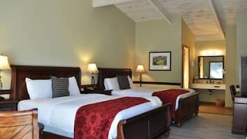 Premium bedding, in-room safe, desk, iron/ironing board