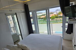 Studiosuite – panorama | Utsikt mot strand/hav