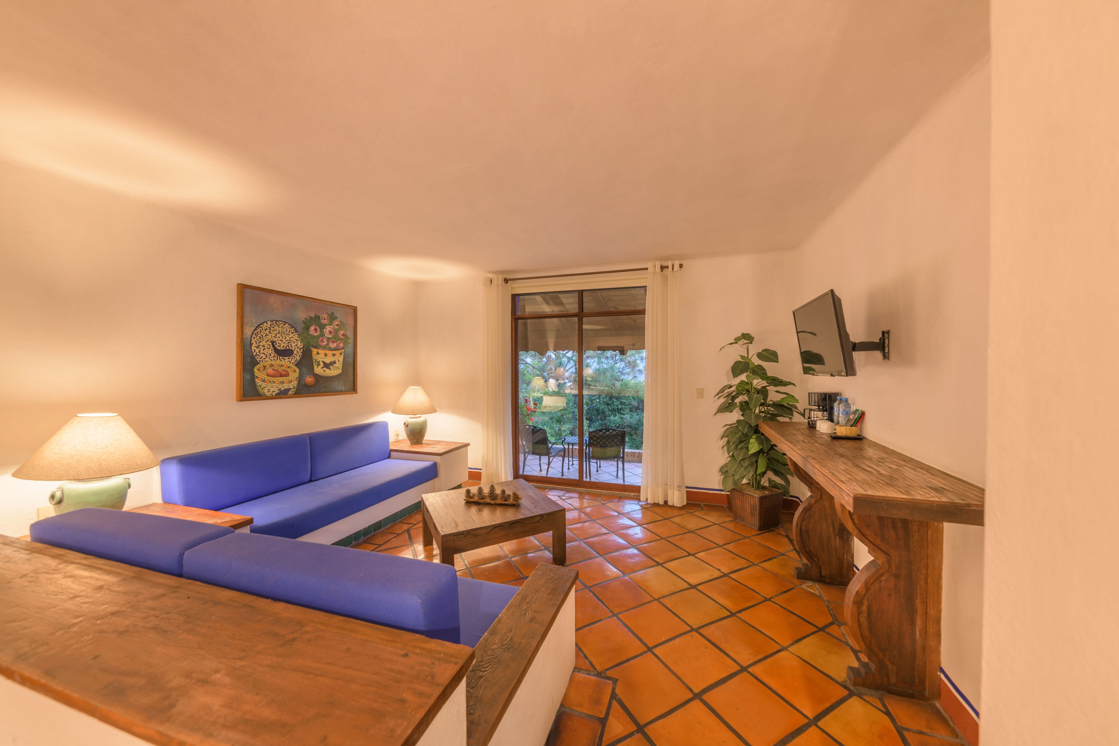 standard room, 1 king bed (plus) | 1 bedroom, premium bedding, in-room safe, bed sheets