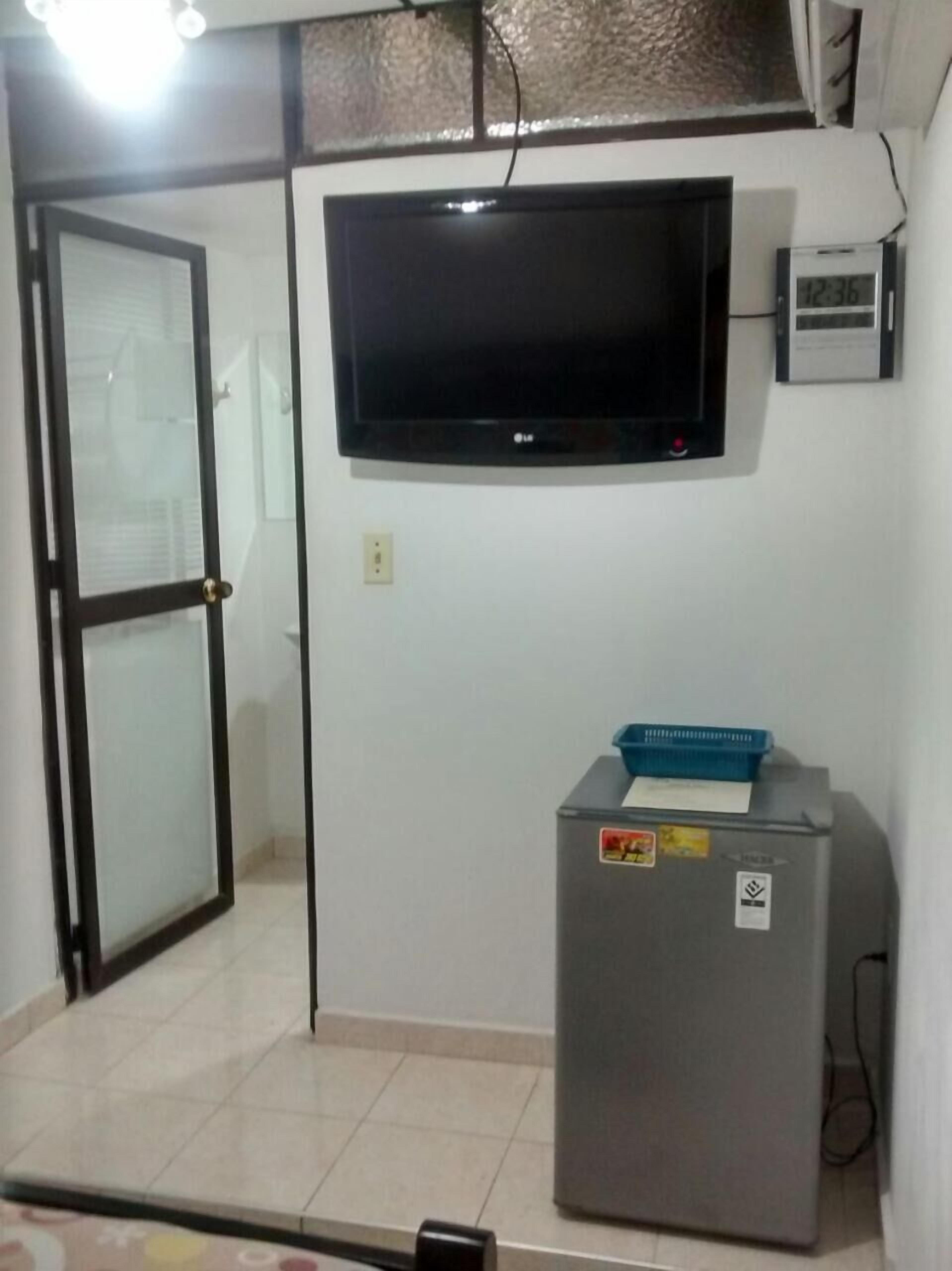 mini-fridge, cookware/dishes/utensils