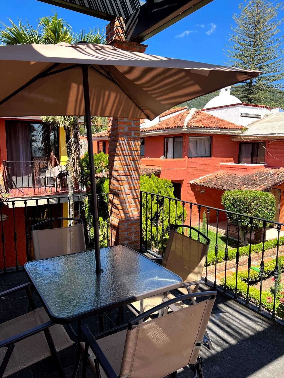 豪華公寓, 2 間臥室 | 客廳 | 32 吋電視連有線電視頻道、收費電影