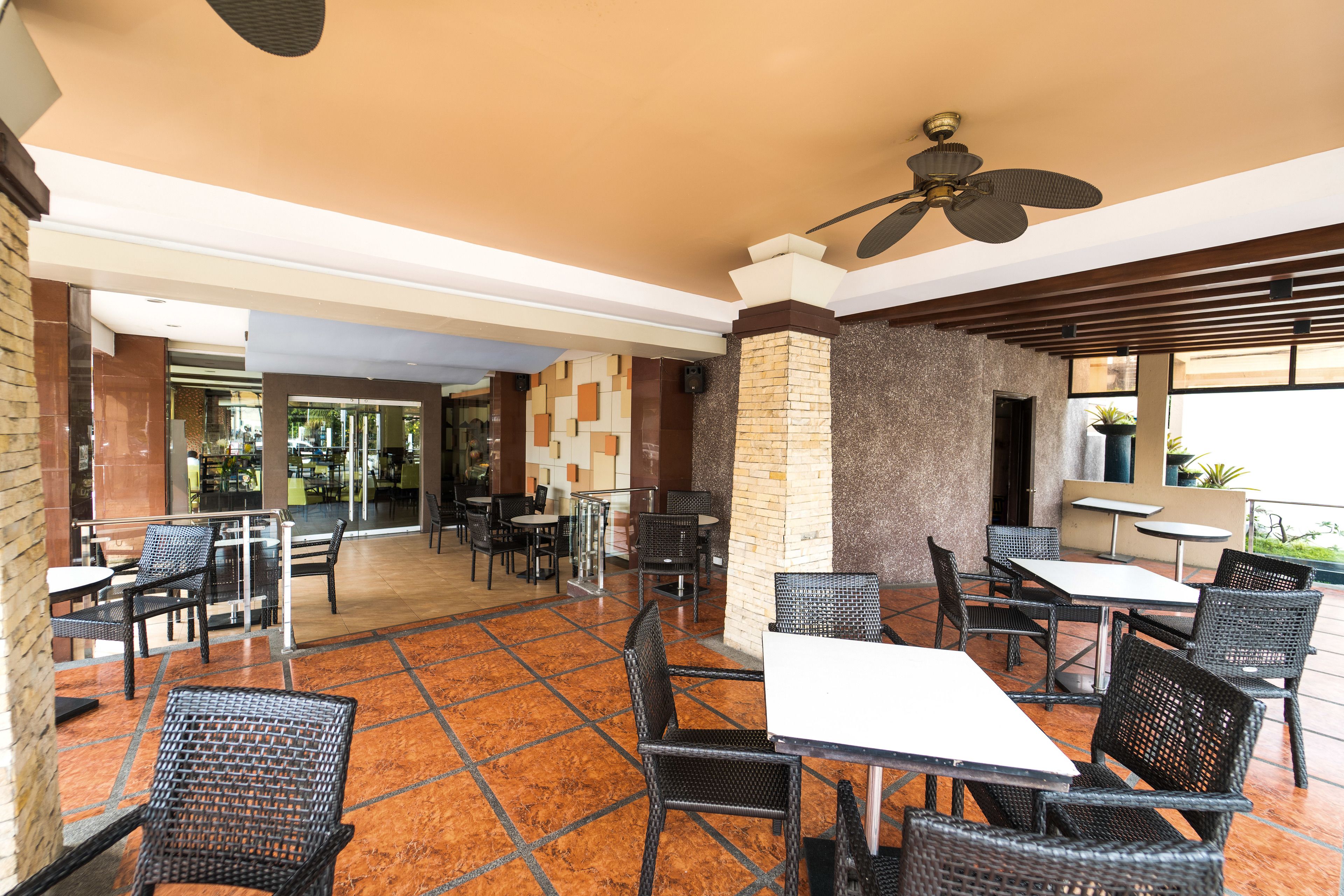 Café da manhã, almoço e jantar; culinária filipina 