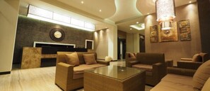 Lobby sitting area - De'Boutique Style Hotel Malang (Malang)