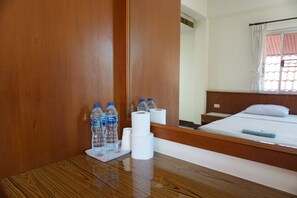 Rollaway beds, free WiFi - Safe House Court (Chiang Mai)