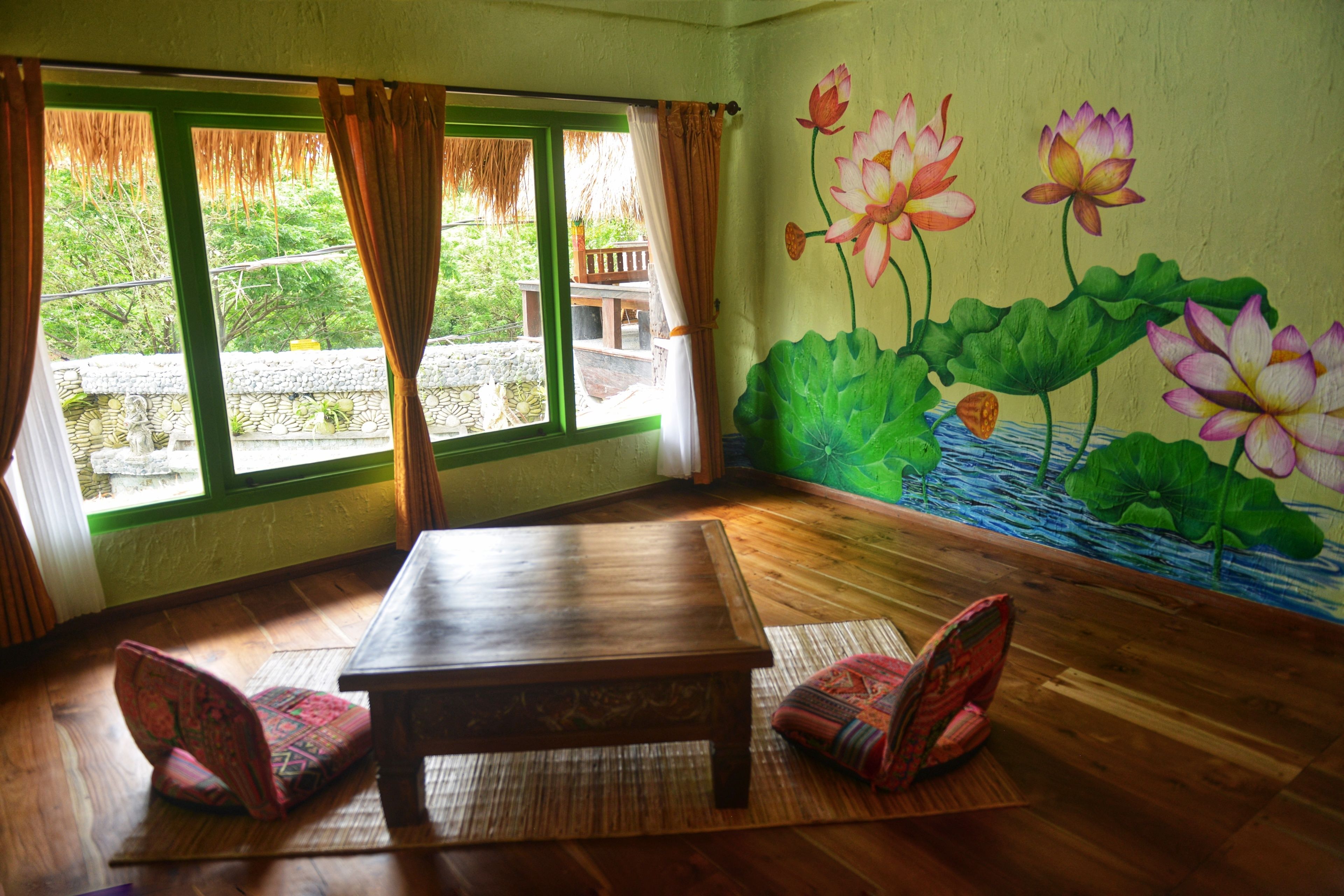 deluxe villa, 2 bedrooms, bathtub, pool view | living area | ipod dock