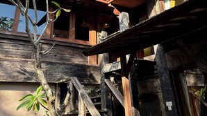 Unclassified image, 5 of 127, button - Bali Bohemia (Ubud)