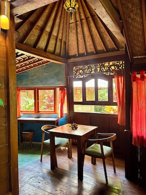 Traditional Bungalow, Kitchen, Pool View | Premium bedding, minibar, in-room safe, desk