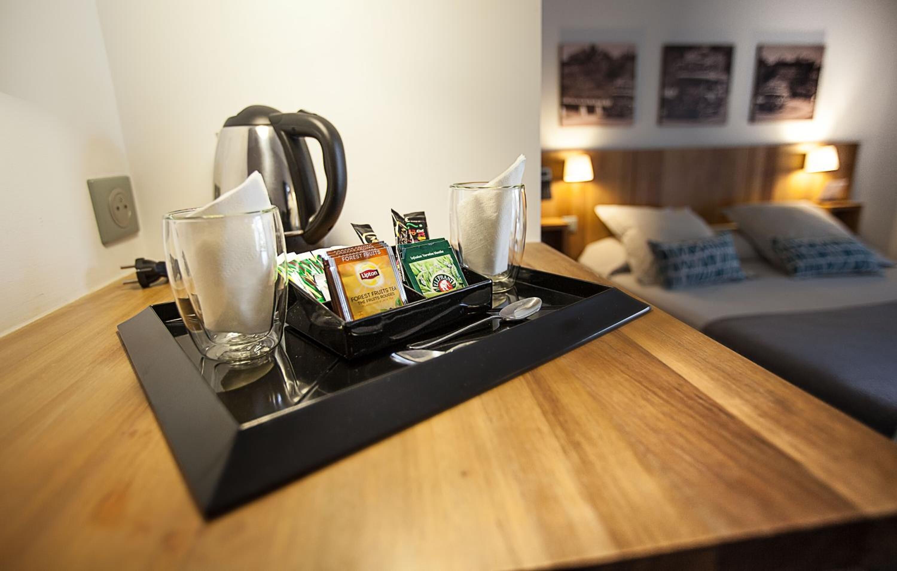 premium bedding, in-room safe, desk, soundproofing