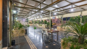 Interior entrance - Gardens Hotel (Amman)