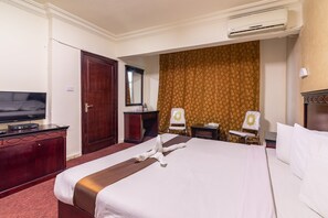 1 habitación, minibar, caja de seguridad en la habitación y escritorio