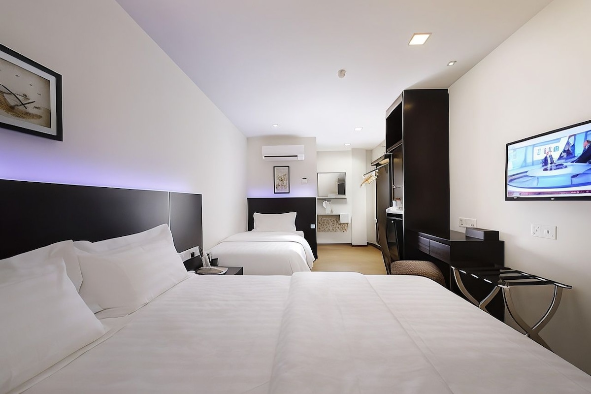 Minibar, két bảo mật tại phòng, màn/rèm cản sáng 