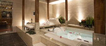 Hotel and Spa Lotus Modern – Adults Only