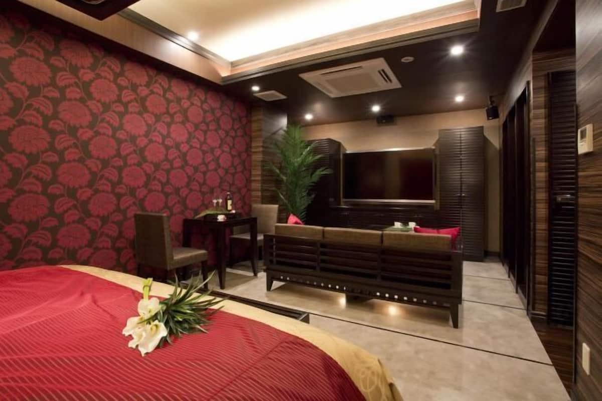 1 camera, minibar, una scrivania, Wi-Fi gratuito