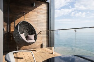 Deluxe Room, Lanai, Sea View | Beach/ocean view