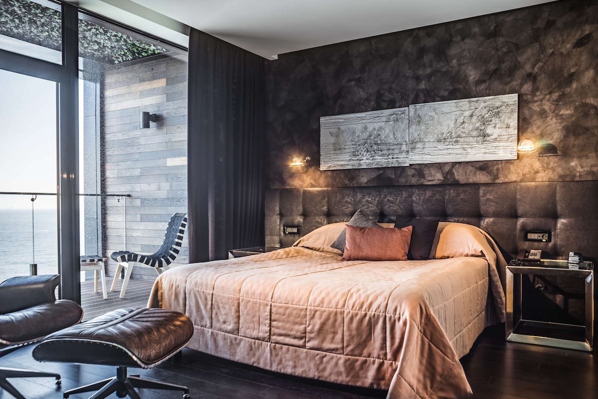 Camera Superior con letto matrimoniale o 2 letti singoli, vista mare | Biancheria da letto di alta qualità, minibar, una cassaforte in camera