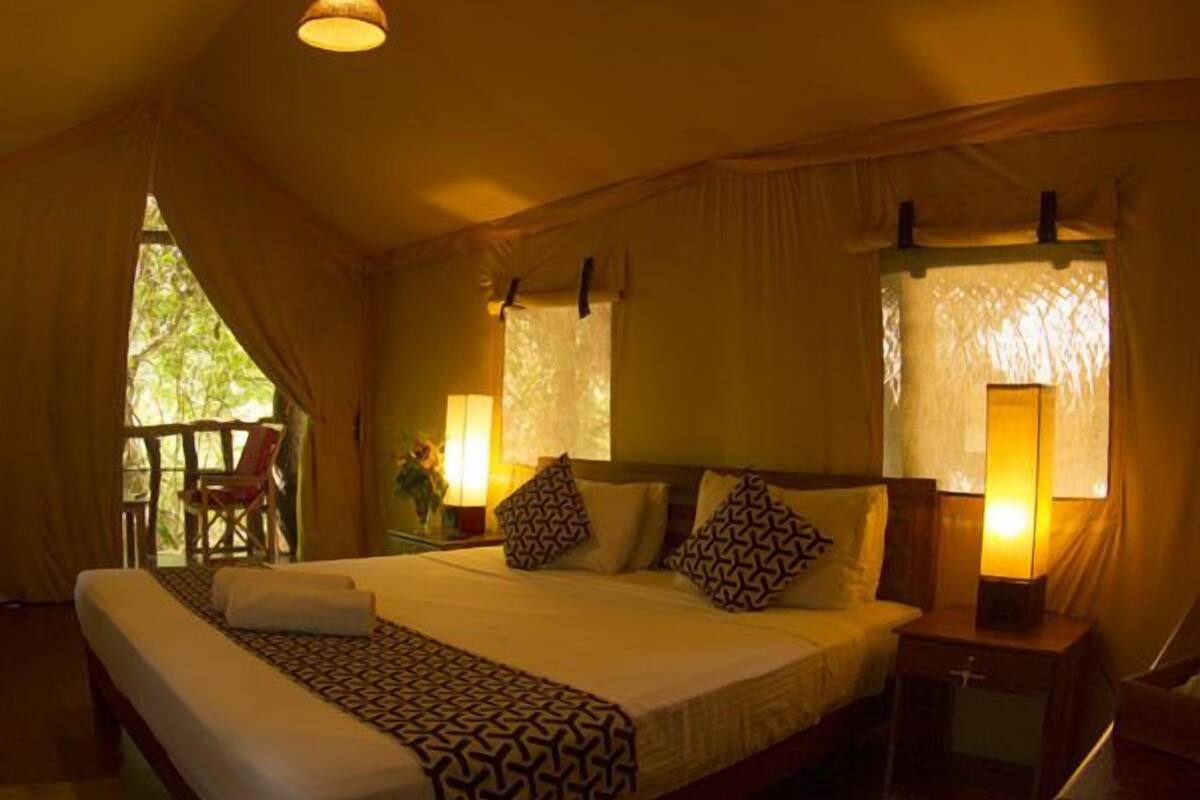 economy tent, 1 double bed | 1 bedroom, in-room safe, individually decorated, individually furnished