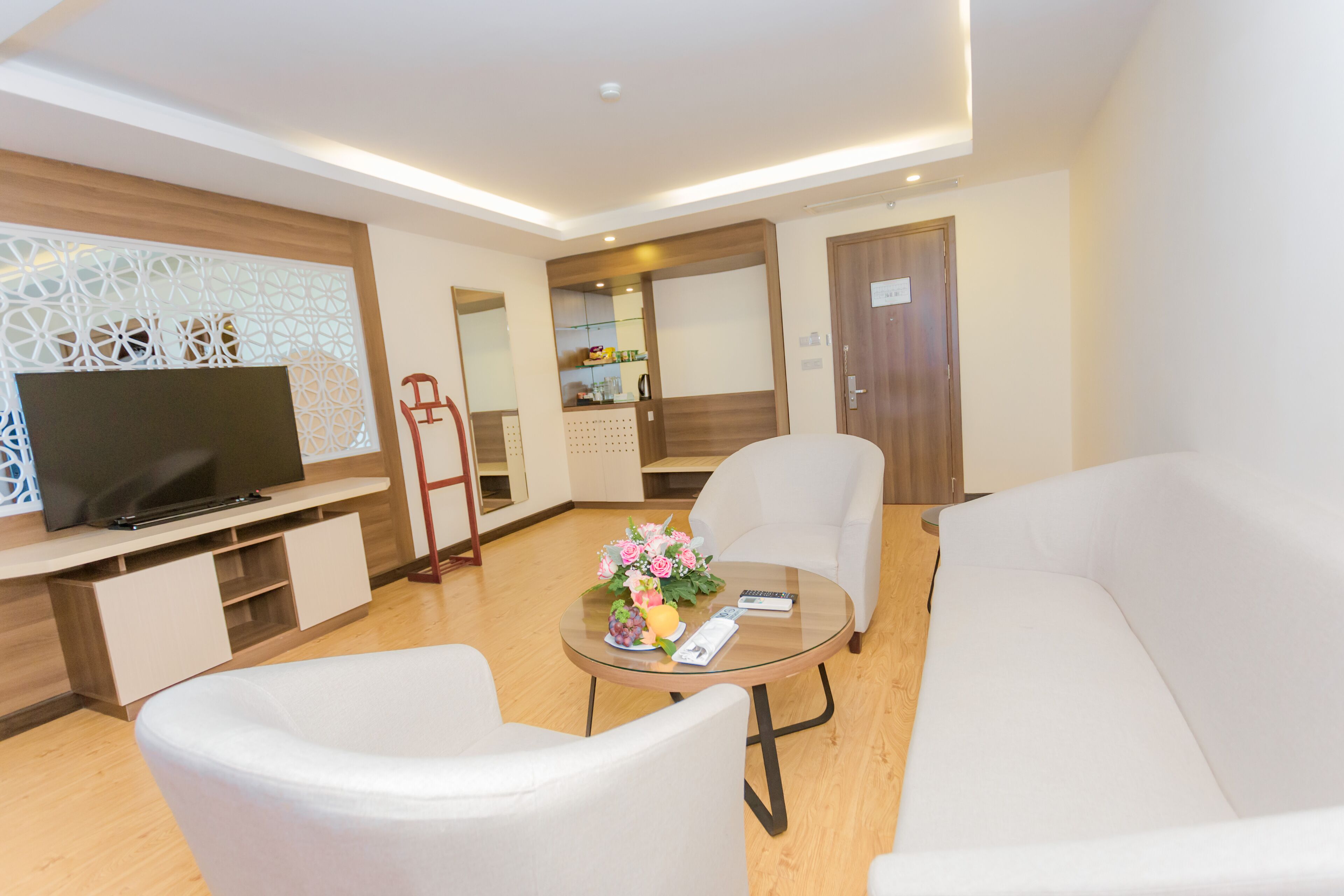 executive suite | executive lounge