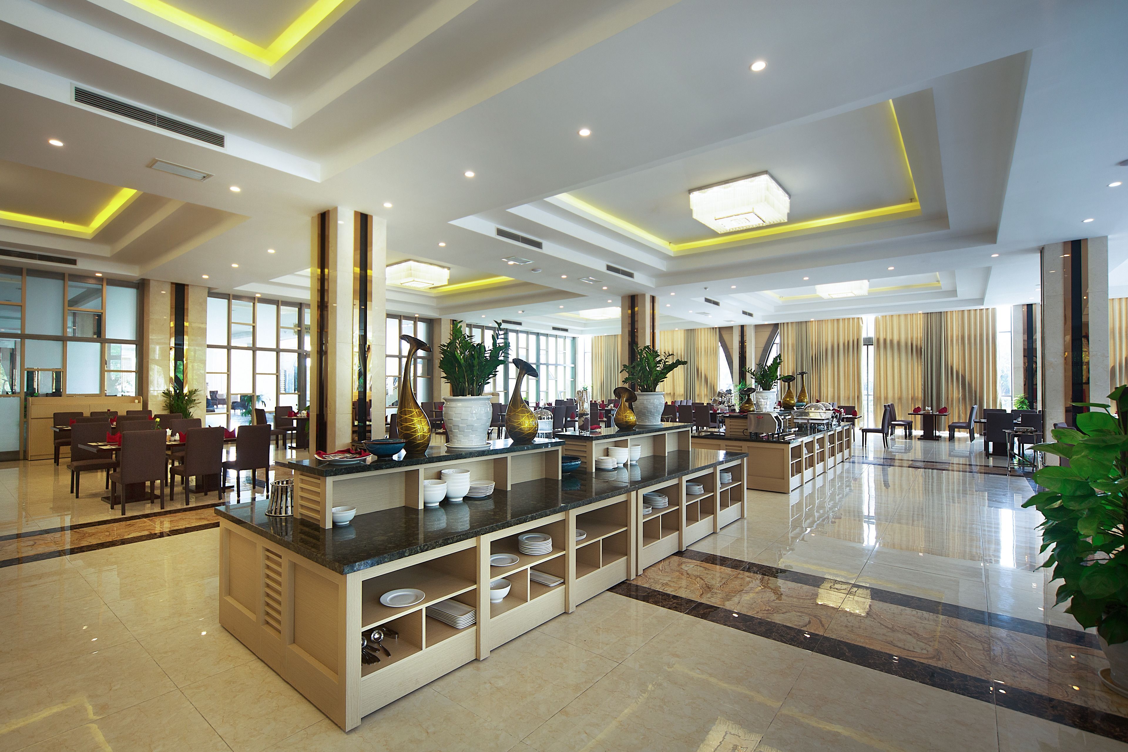 Bao gồm bữa sáng buffet hàng ngày 