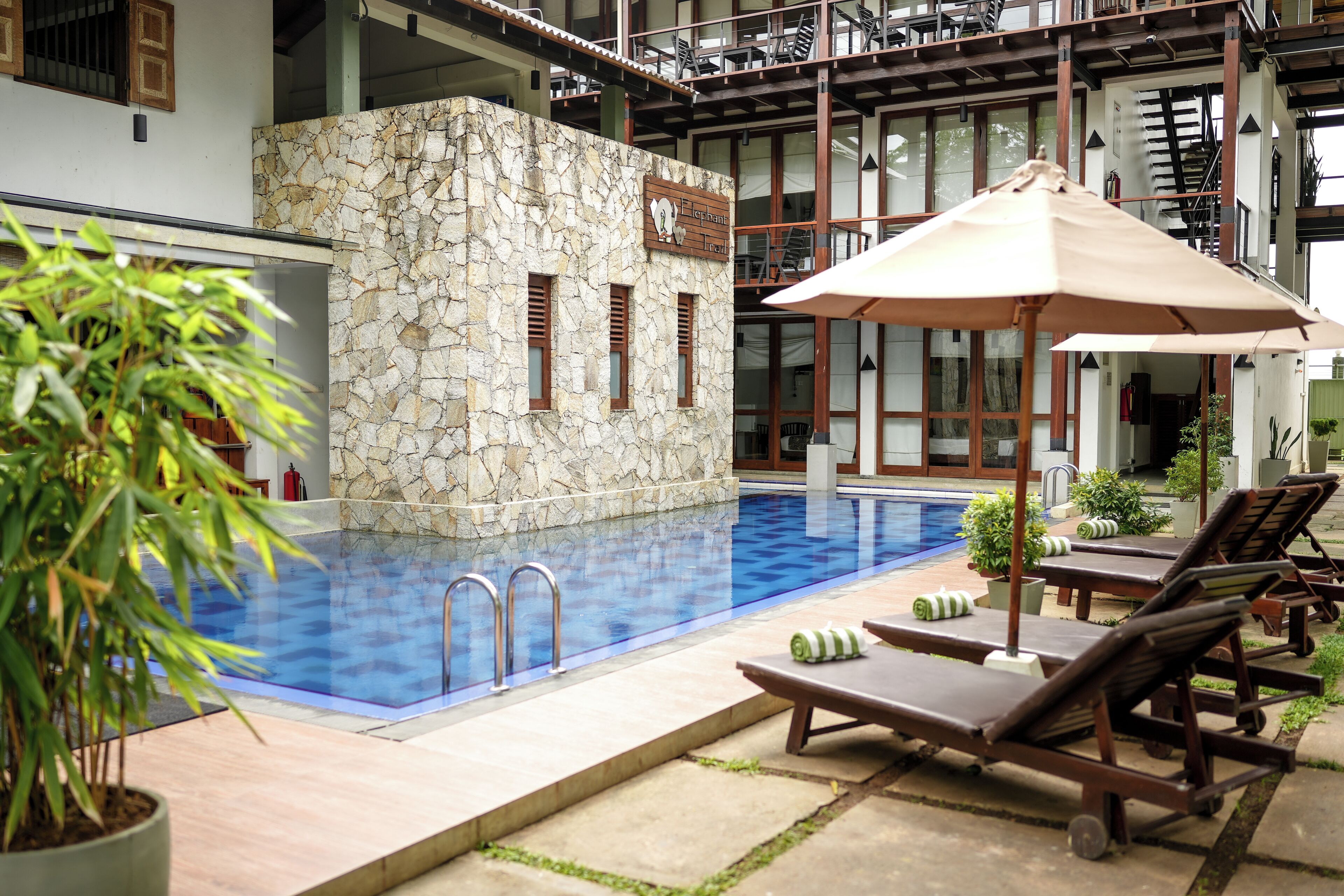 ด้านหน้าที่พัก