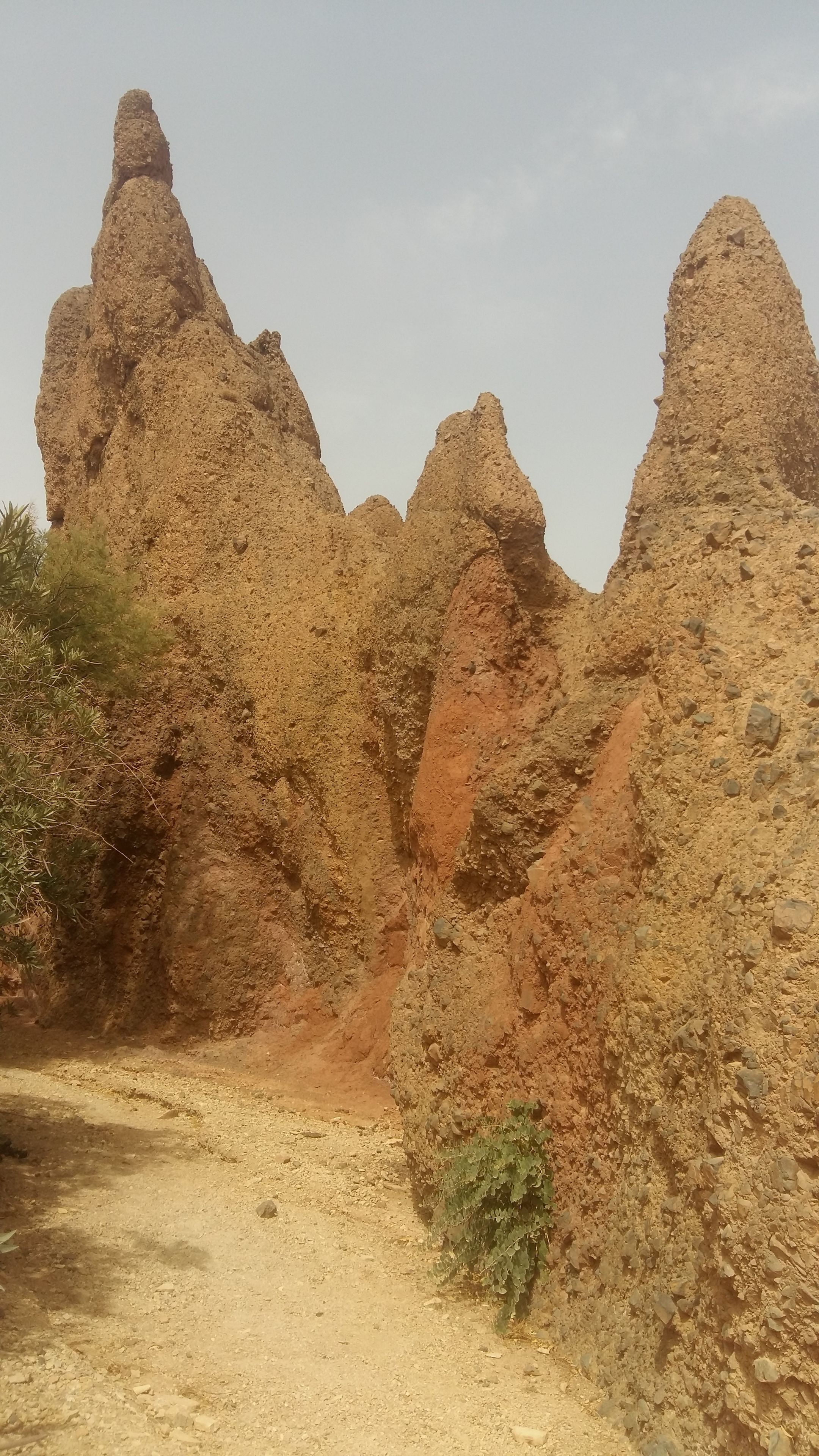 สถานที่น่าสนใจ