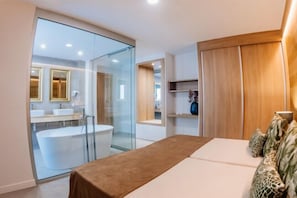 Panoramic Suite, 1 Bedroom | 1 bedroom, in-room safe, blackout drapes, iron/ironing board - Ohasis Boutique Suites (Arona)