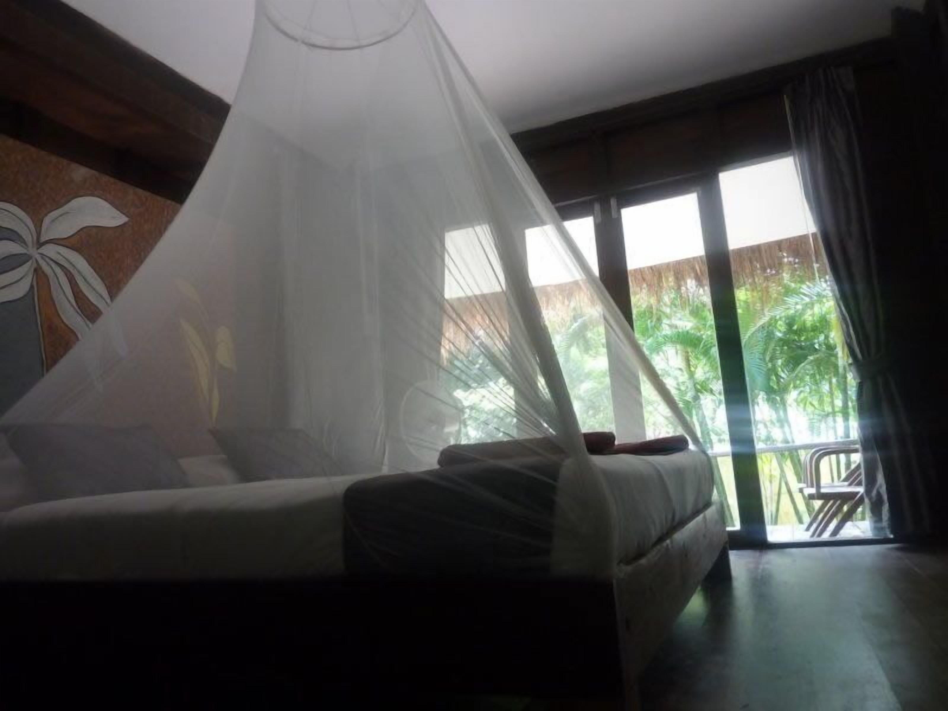 garden view fan bungalow | in-room safe, blackout curtains, rollaway beds