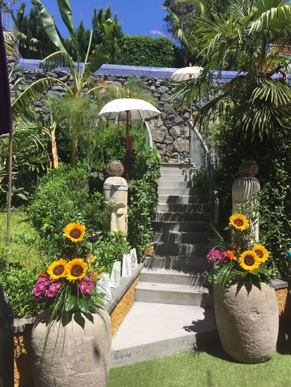 Panorama-Zimmer, 1 Schlafzimmer | Unterkunftsgelände