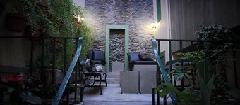 29 Madeira Hostel
