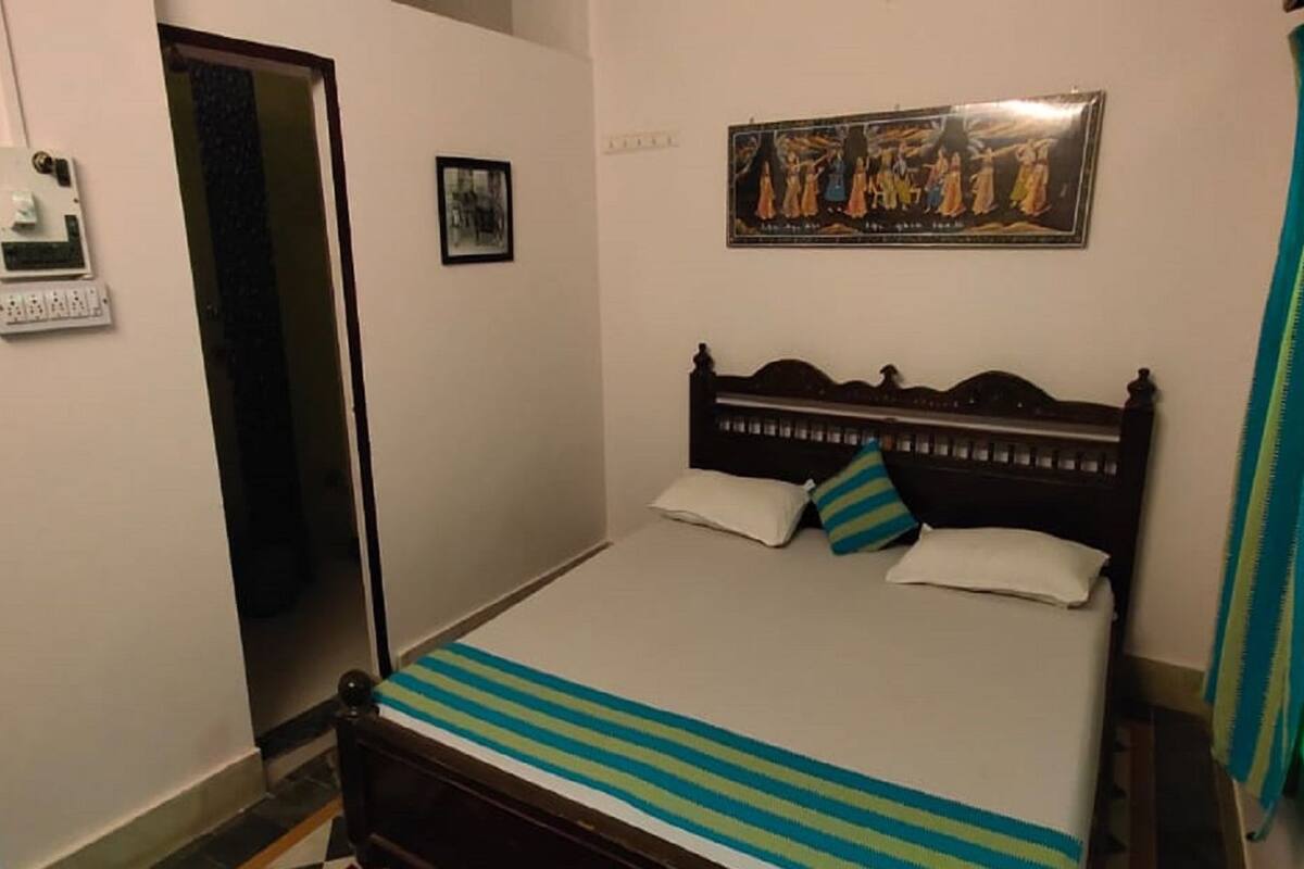 Standard Room, Mountain View | Premium bedding, in-room safe, free WiFi