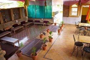 Daily cooked-to-order breakfast (INR 150.00 per person)
