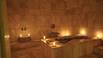 Sauna, Turkish bath/hammam, massage/treatment rooms