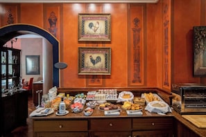 Daily buffet breakfast for a fee - Apartamentos Soho Boutique Vistahermosa  (El Puerto de Santa Maria)