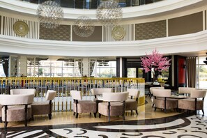 Lobby sitting area - Port River Hotel - All Inclusive (Manavgat)
