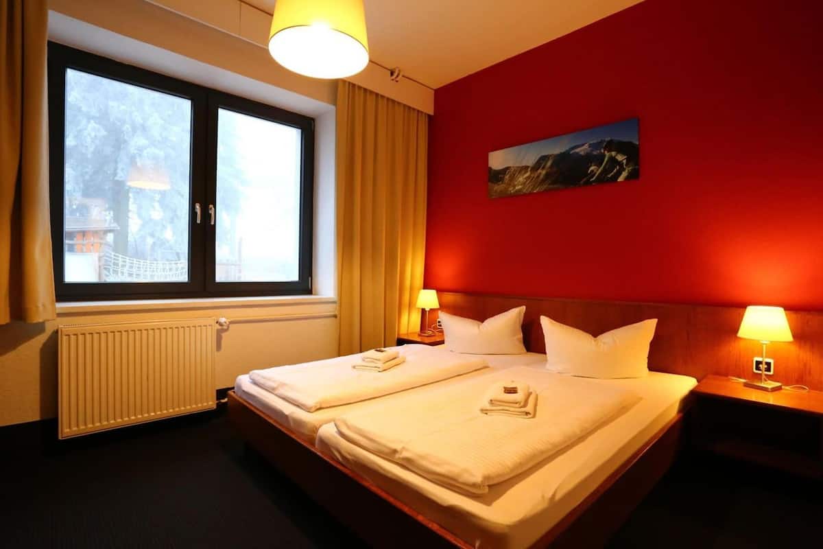 Blackout curtains, free WiFi, bed sheets