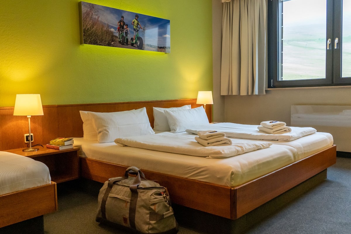 double room | blackout curtains, free wifi, bed sheets