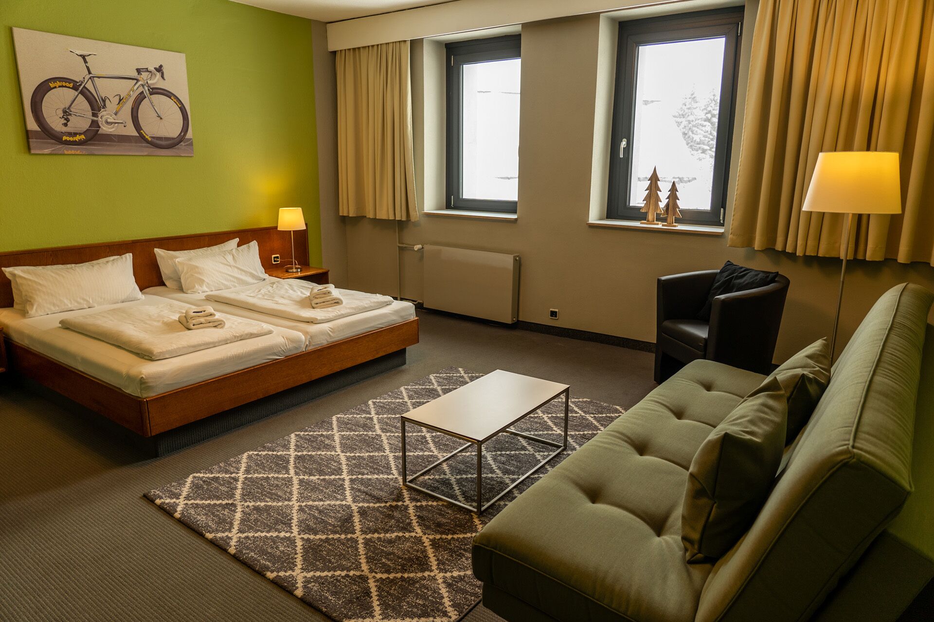 triple room | blackout curtains, free wifi, bed sheets