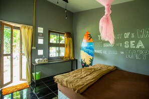 โต๊ะทำงาน, Wi-Fi ฟรี