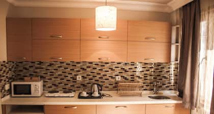 Cihangir Ceylan Suite Hotel