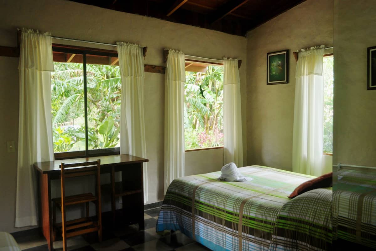 Basic Double Room | Free WiFi, bed sheets