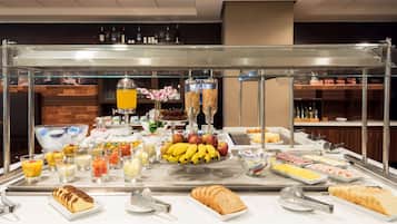 Desayuno buffet incluido todos los días