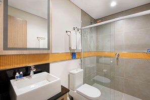 Shower, eco-friendly toiletries, hair dryer, towels