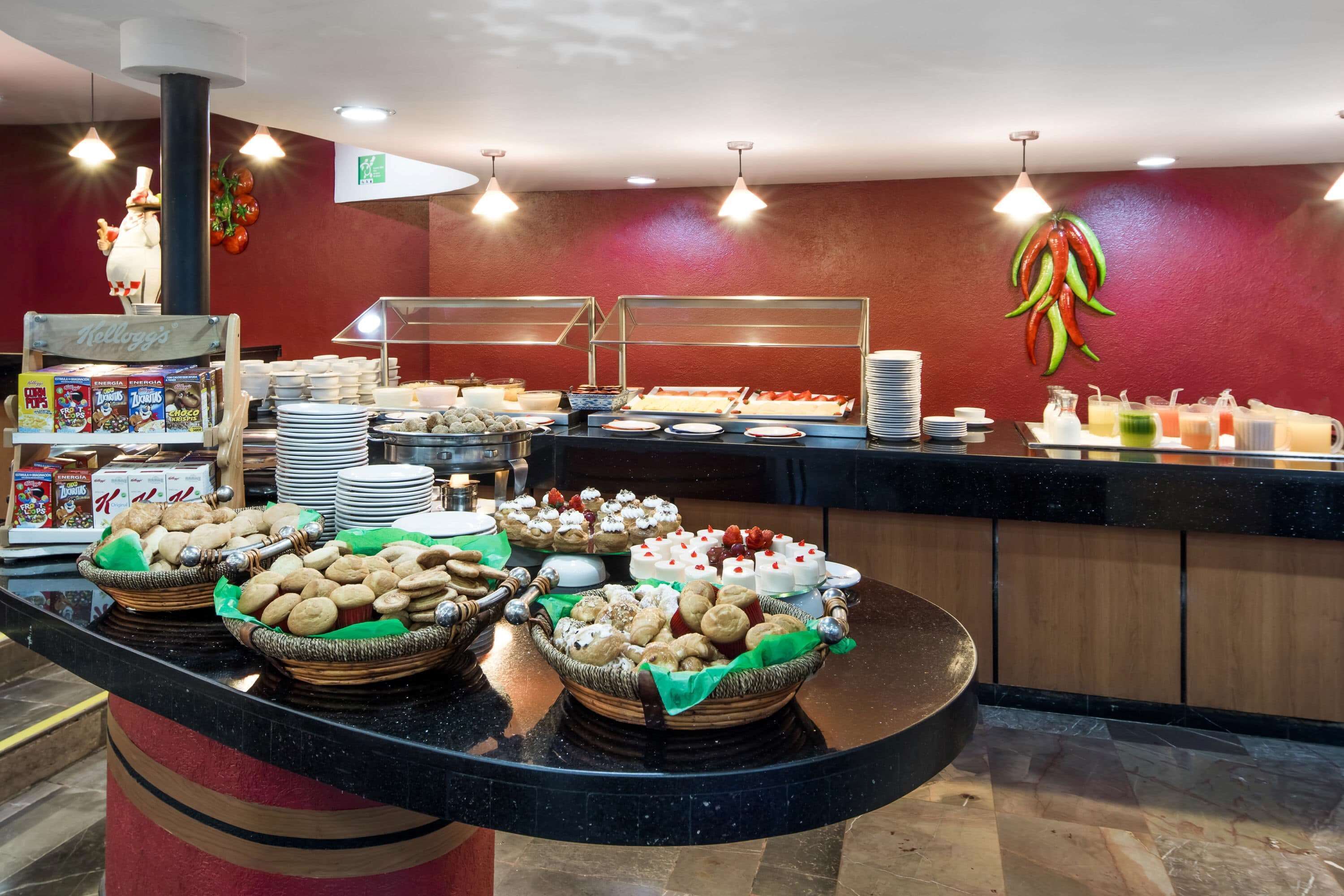 daily buffet breakfast for a fee