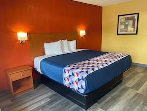 Habitación estándar, 1 cama King size, para no fumadores | Wifi gratis 