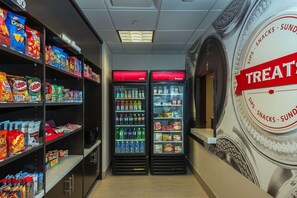 Snack bar - Hampton Inn & Suites New Albany Columbus (New Albany)