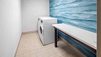 Ruang laundry