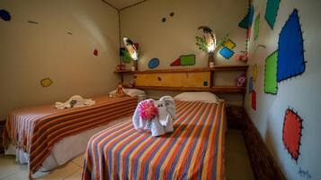 Quarto casal | 1 quarto, frigobar, individualmente decorados, cortinas blackout